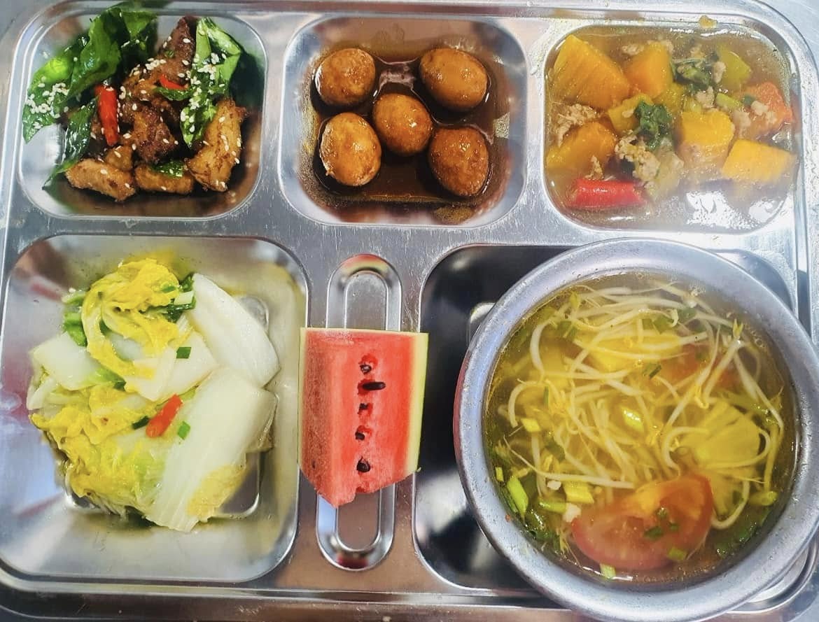 Suất ăn công nghiệp cho nhà máy